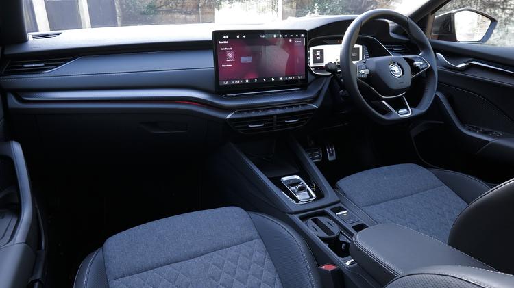 SKODA OCTAVIA HATCHBACK 1.5 TSI SE Technology 5dr